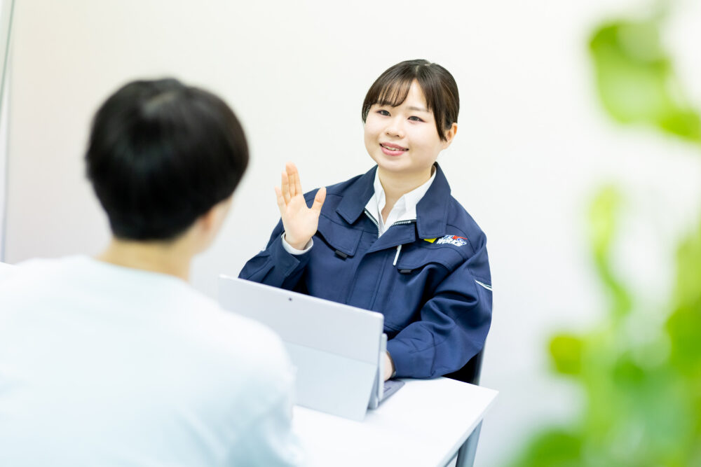 フォークリフトオペレーターのお仕事